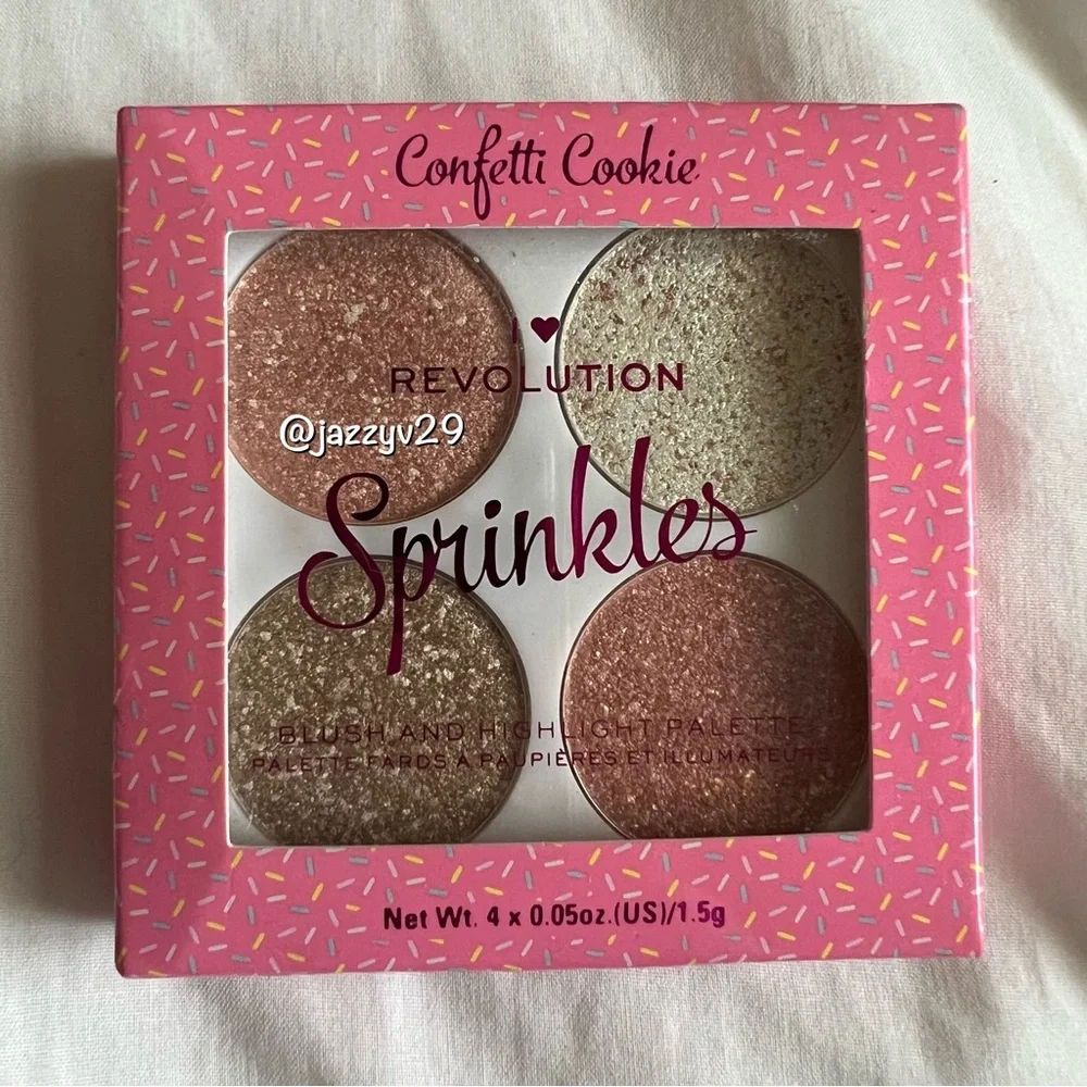 🩷I Heart Revolution Blush & Sprinkles Palette🩷